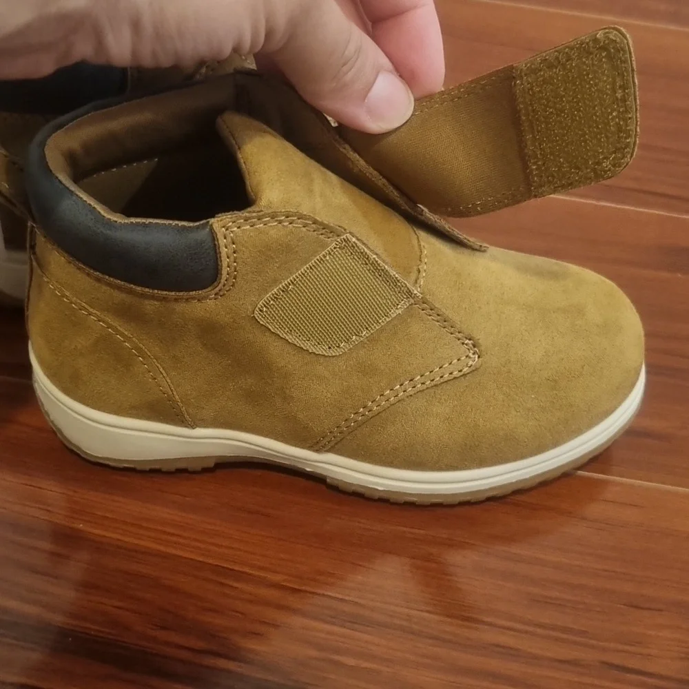 OLD NAVY Little Kids High Top Faux Suede Sneaker Boot Tan Size 10